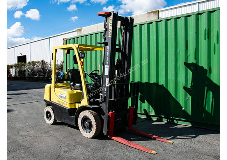 caption 2.5T LPG Counterbalance Forklift