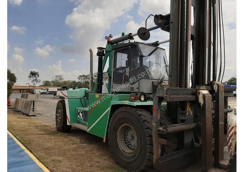 Used 2008 kalmar DCF33012 Container handling in , Listed on Machines4u