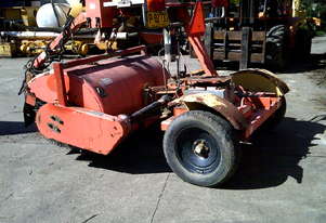 sweepster 2000 towed road broom , power angle and lift ,