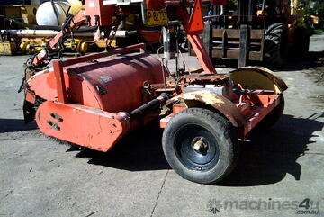 sweepster 2000 towed road broom , power angle and lift , sweepster 2000 towed road broom , power angle and lift ,