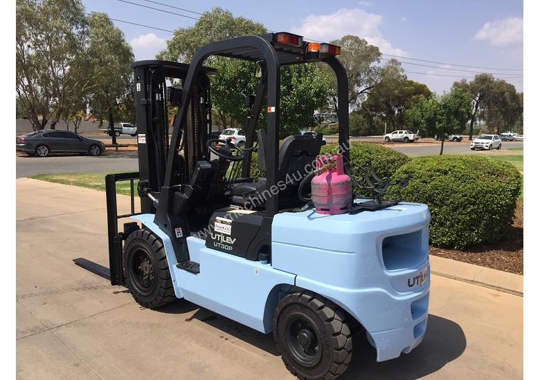 Used 2013 utilev Used Utilev UT30P LPG Forklift Counterbalance