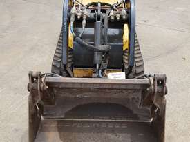 Used Vermeer S800TX Mini Loader - picture2' - Click to enlarge