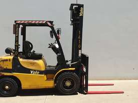 3.0T Diesel Counterbalance Forklift   - picture0' - Click to enlarge