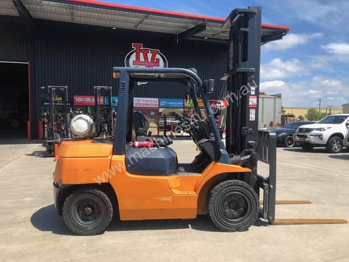 Toyota 3.5 Tonne Forklift - An Oldie but Goodie! 