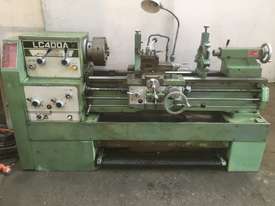 Lunan LC400A Lathe 400 mm x 1000 mm centres - picture0' - Click to enlarge
