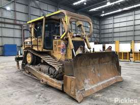 2004 Caterpillar D6R XL Series 2 - picture1' - Click to enlarge