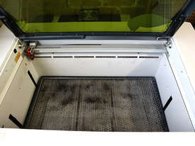 Trotec Speedy 300 100 watt CO2 Laser Cutter & engraver - picture1' - Click to enlarge