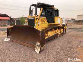2009 Komatsu D65EX-16 - picture2' - Click to enlarge