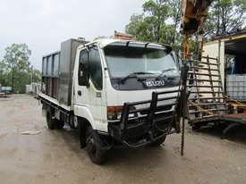 1999 Isuzu NPS Wrecking Stock #1756 - picture0' - Click to enlarge
