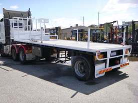 2001 P & G Body Builders PG SA120 Single Axle Plant Trailer (GA1199) - picture2' - Click to enlarge