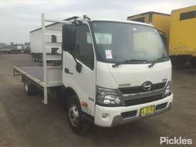 2017 Hino 300 921 - picture0' - Click to enlarge