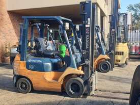 Toyota 1.8 Forklift - picture0' - Click to enlarge