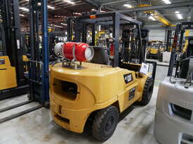Used 4.0T CAT LPG Forklift - picture1' - Click to enlarge