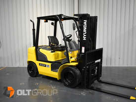 Hyundai 3 Tonne Diesel Forklift 4th Spare Hydraulic Function Container Mast Low Hours - picture2' - Click to enlarge