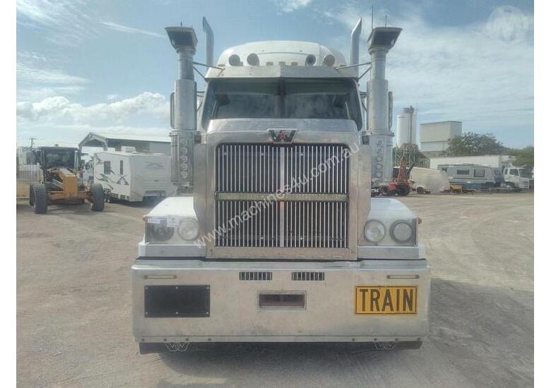 caption Western Star 4800FX