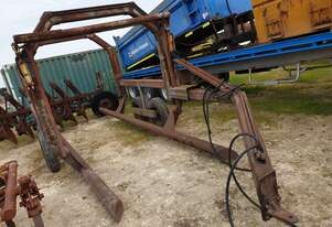 Tradequip ROUND BALE STACK/CART Tradequip ROUND BALE STACK/CART