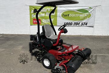 Toro Greenmaster 3250D - 21 hp / Professionals Choice for Exceptional Turf Performance!