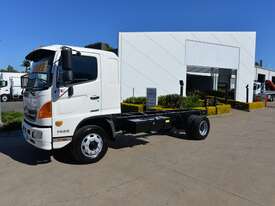 2013 HINO FE 1426 - Cab Chassis Trucks - 500 - picture2' - Click to enlarge