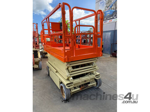 JLG 2646E2 Electric Scissor Lift 