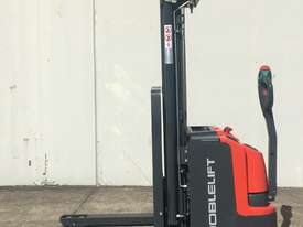 Pedestrian Pallet Stacker with Lithium Battery - picture0' - Click to enlarge