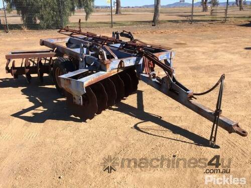 Grizzly 26 Disc Offset Plough