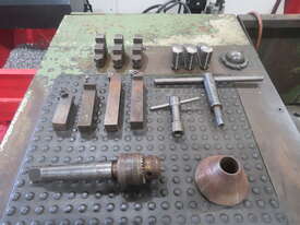 NARDINI CENTRE LATHE FOR SALE - picture0' - Click to enlarge