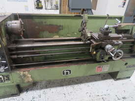 NARDINI CENTRE LATHE FOR SALE - picture2' - Click to enlarge