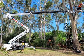 Monitor 2714 - 27m Spider Lift