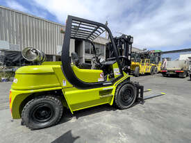 CLARK CMP450SL Forklift (PS044) - picture1' - Click to enlarge