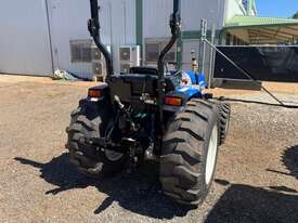 2015 New Holland Boomer 50 Utility Tractors - picture1' - Click to enlarge