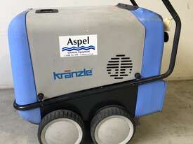 Kranzle Therm 895-1 415V hot pressure cleaner - picture2' - Click to enlarge