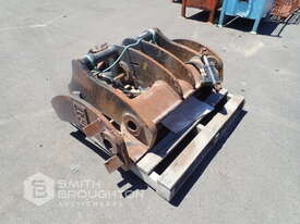 CATERPILLAR QUICK COUPLER - picture0' - Click to enlarge