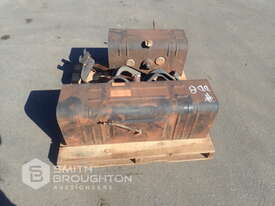 PALLET COMPRISING OF 2 X DIESEL FUEL TANKS - picture0' - Click to enlarge