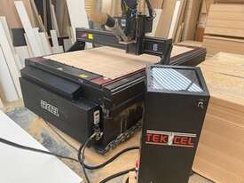 Tekcel CNC Router (upgraded to our new Gen III controller) - picture0' - Click to enlarge