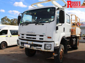 ISUZU FH FTS SERVICE TRUCK - picture1' - Click to enlarge