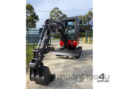 NEW UHI UME28,  2.8 TON MINI EXCAVATOR (WA ONLY)