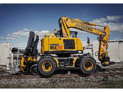 Hydrema Rail Lift Work Platform & Crane for Safe Elevated Rail Work!