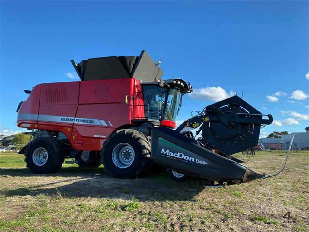 Used Massey Ferguson Massey Ferguson 9565 And Macdon D60 Combine 