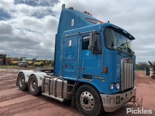 2005 Kenworth K104