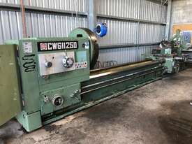 6m Centre Lathe - picture0' - Click to enlarge