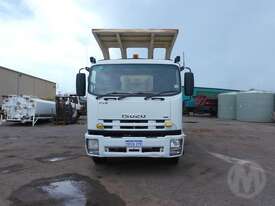 Isuzu FH FVZ - picture0' - Click to enlarge