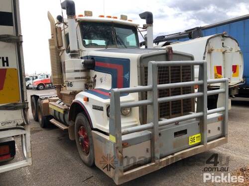 2008 Kenworth T658