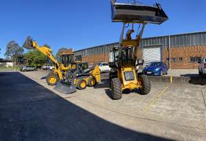 UHI 100hp Cummins Engine UWL220 2.2T Loading Capacity Wheel Loader
