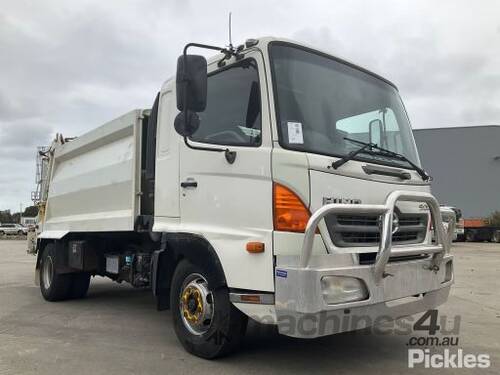 2009 Hino 500 SERIES