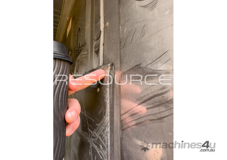 Drying/Dehumidifying Container