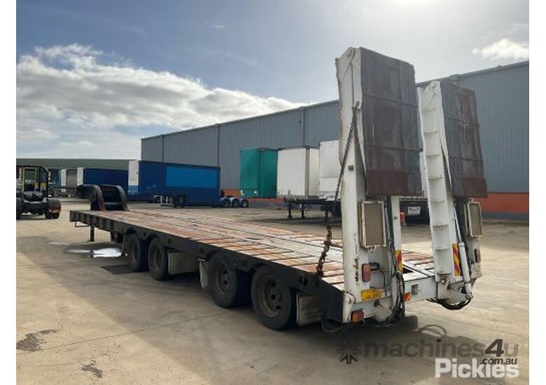 Buy Used 2007 kennedy 2007 Kennedy Quad Axle Spread Deck Float Trailer Float Trailer in