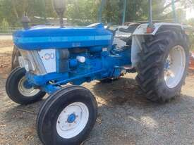 Ford 4610 Tractor - picture0' - Click to enlarge