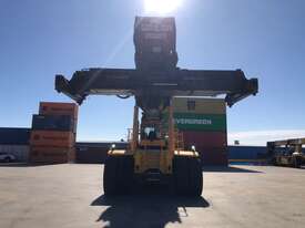 2011 Omega RS65-25S Mega Stacker Container Lifter - picture0' - Click to enlarge