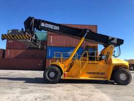 2011 Omega RS65-25S Mega Stacker Container Lifter - picture2' - Click to enlarge