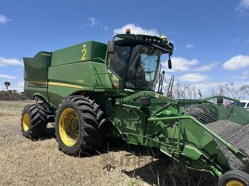 2018 John Deere S790 Combines